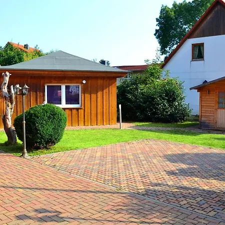 Am Bach - Zwischen Brocken Und Schloss * فيرنغروده